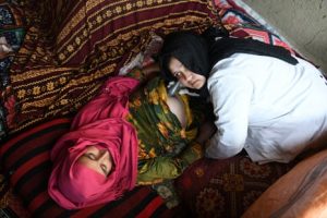 Une aide vitale... de la série Life at the Crossroads de Noriko Hayashi.