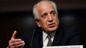 Une image contenant Visage humain, personne, habits, Entrepreneur Le contenu généré par l’IA peut être incorrect.