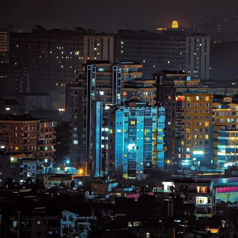 Une image contenant Zone métropolitaine, Métropole, Zone urbaine, ville Le contenu généré par l'IA peut être incorrect.