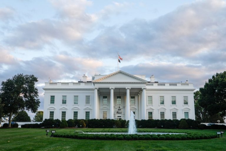 La Maison Blanche est vue à Washington, D.C. le 9 septembre 2025. ([Yasin Öztürk - Agence Anadolu]