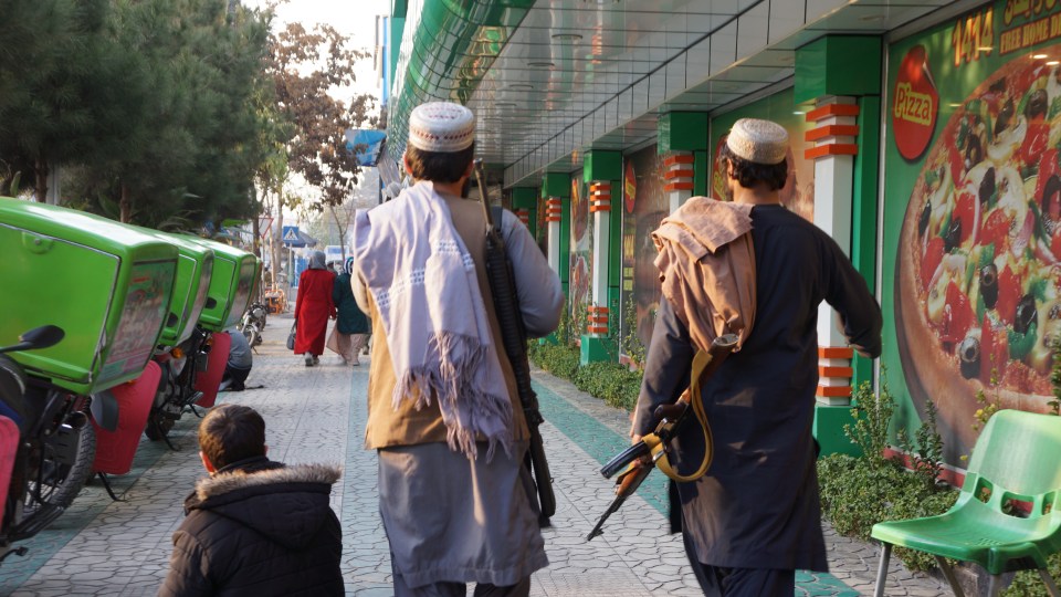 Explosion de bombe magnétique sur un convoi taliban