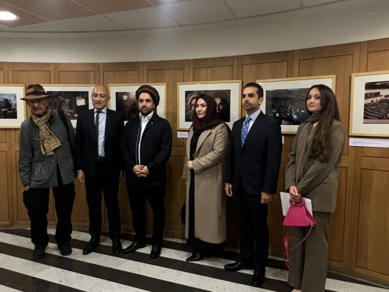 L'Afghanistan à la croisée des chemins du destin : dialogue pour l'espoir et l'action » à Paris.